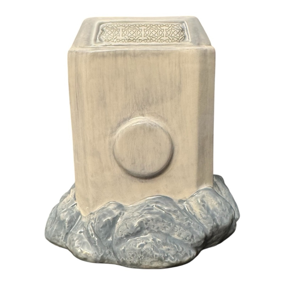Marvel Avengers Thor Hammer Ceramic Mug - Picture 7 of 7